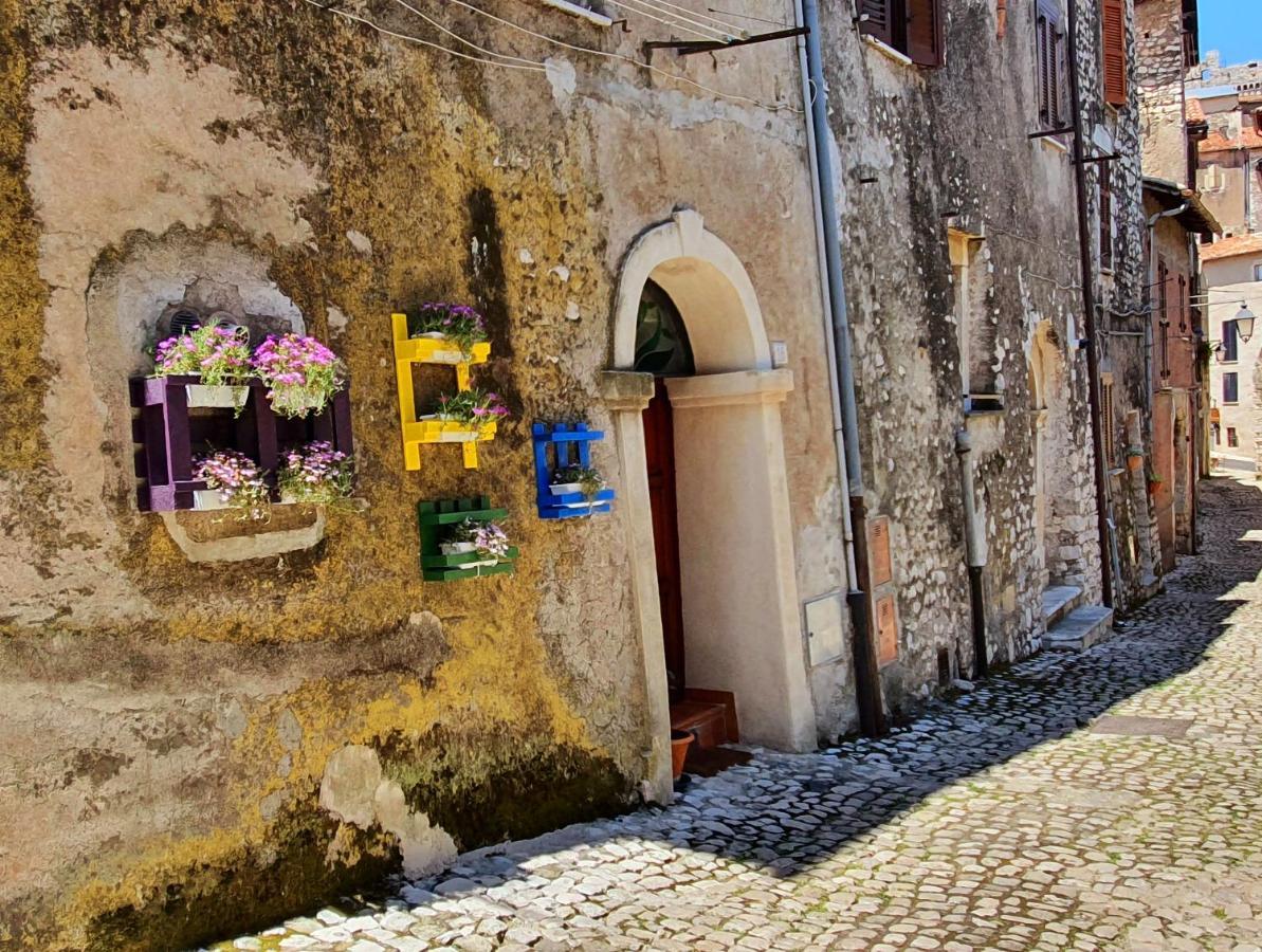 Appartamento La Chicca Sermoneta Exterior photo